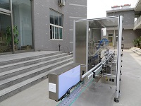 液體灌裝機 細(xì)節(jié)